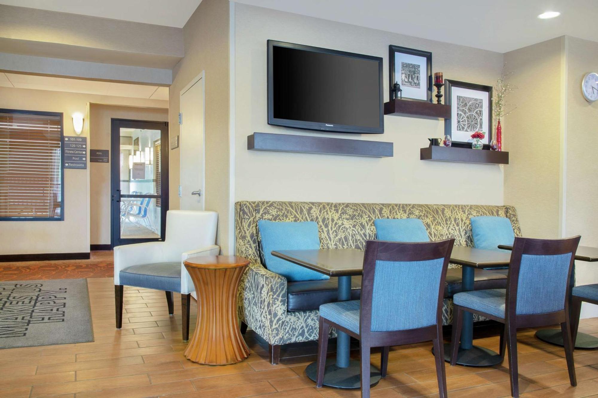 Hotel Hampton